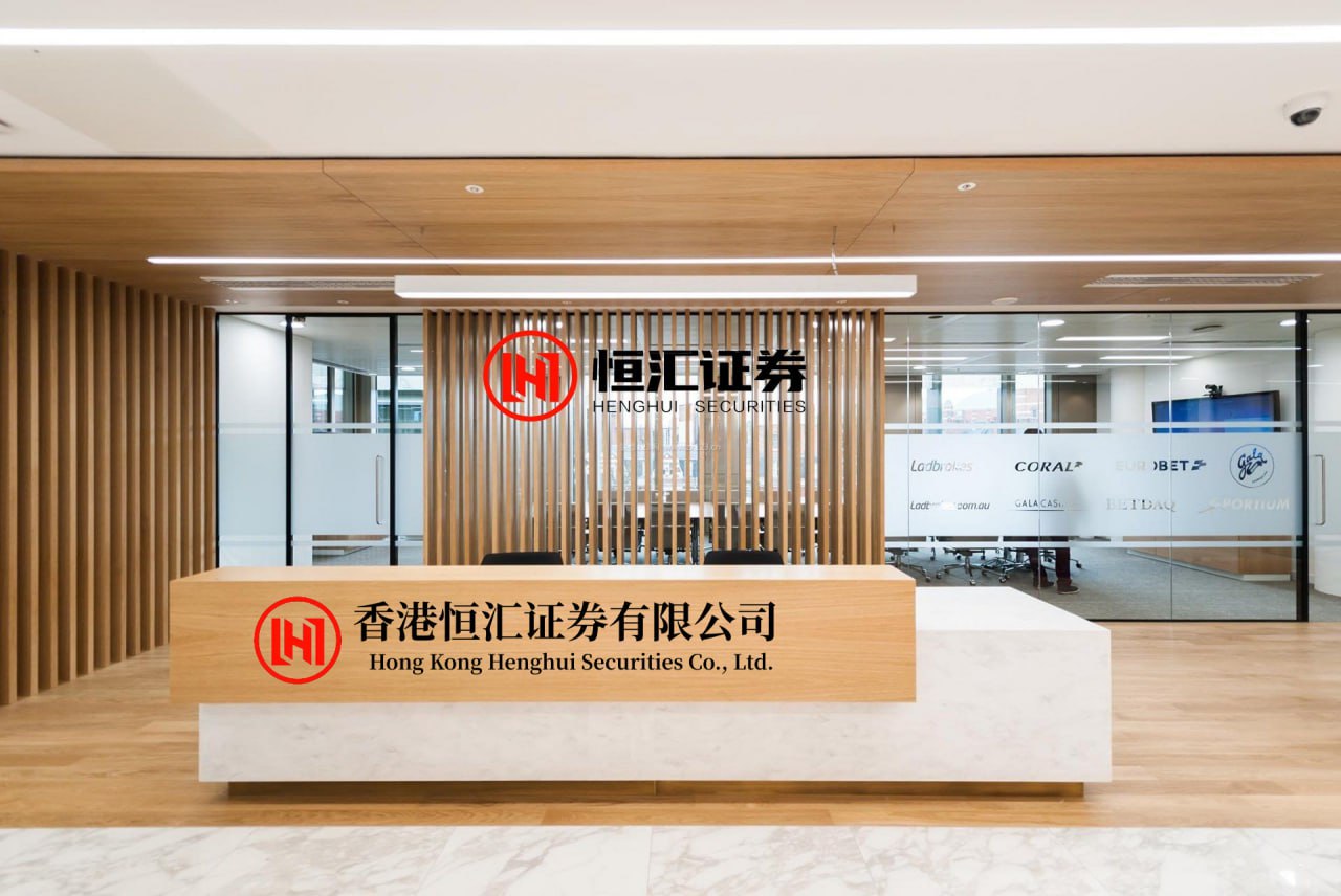 掌上世界 中国长安朱华荣：未来3到5年，车企年销800万辆以上才能活得好